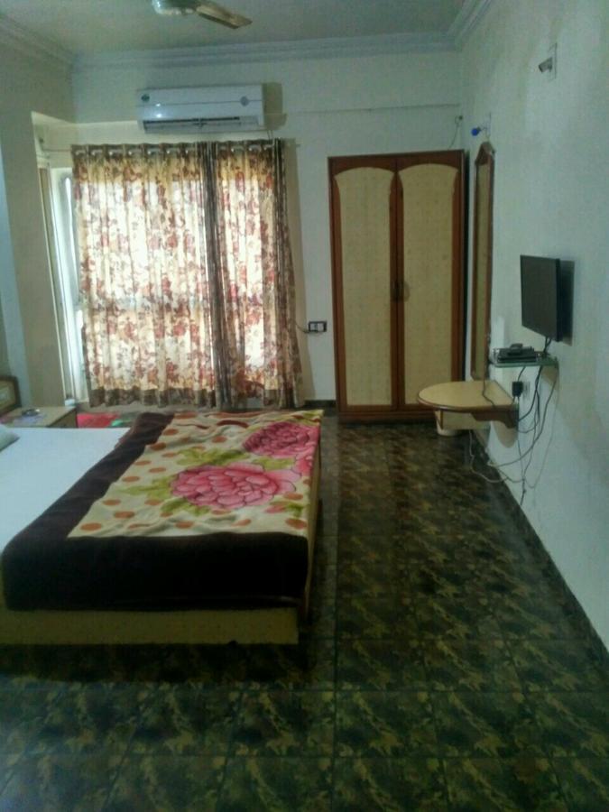 Rajshree Hotel Amhedabad Dış mekan fotoğraf