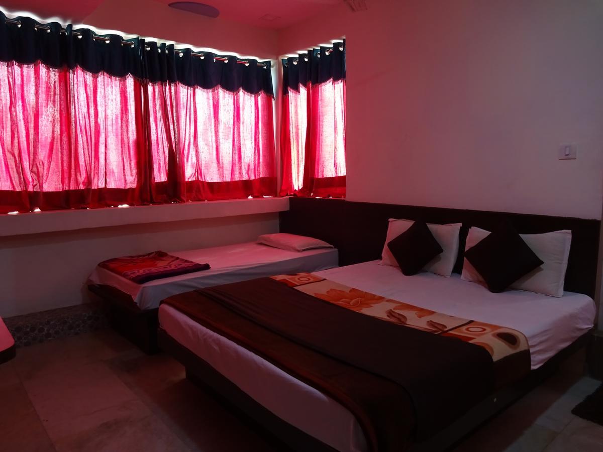 Rajshree Hotel Amhedabad Dış mekan fotoğraf